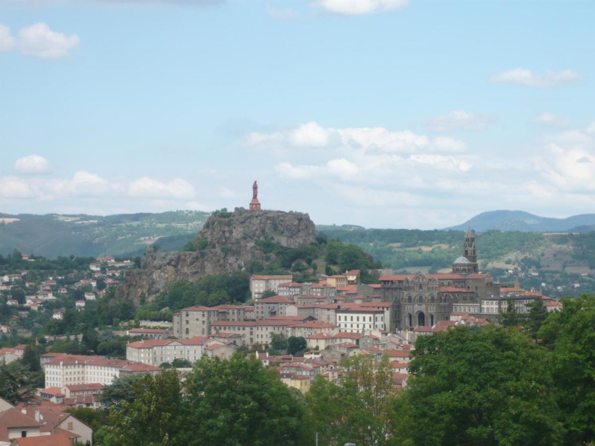 Le Puy-en-VelayLe Petit St Jacques公寓 外观 照片