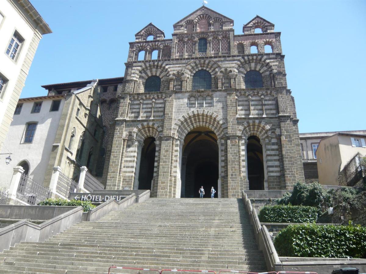 Le Puy-en-VelayLe Petit St Jacques公寓 外观 照片