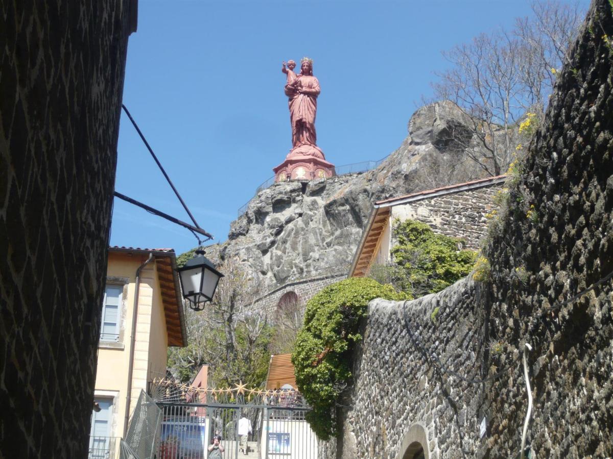 Le Puy-en-VelayLe Petit St Jacques公寓 外观 照片